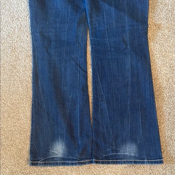 Women's Blue Jeans - Picture 10 of 10